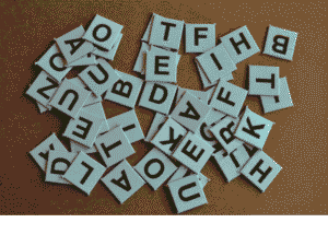 alphabets en bois