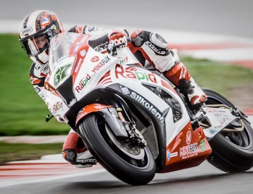 courses de moto