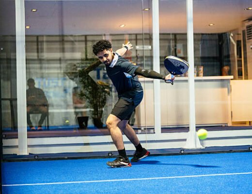 Entreprise construction terrain de tennis