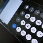 Franchise en base de TVA : facturer ou pas, comment trancher